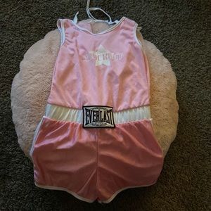 Boxing costume